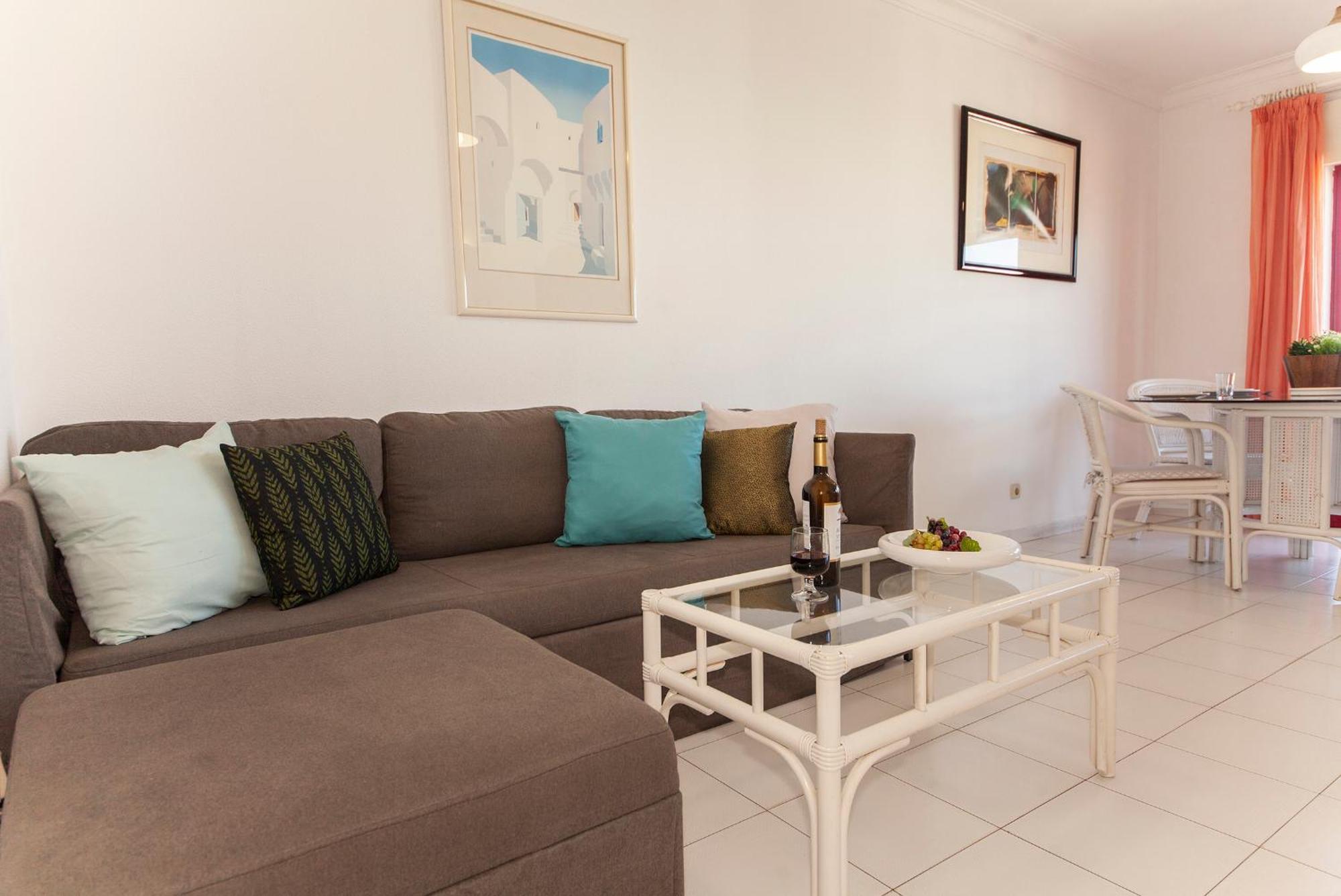 B25 - Candimar Beach Apartment Портіман Екстер'єр фото